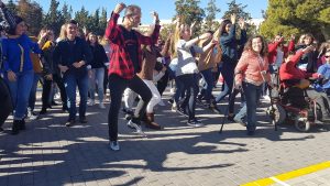 1º Accésit: «Día de la discapacidad, día para bailar«